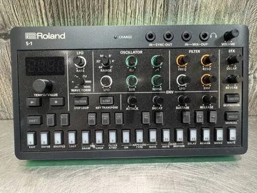 Roland S-1 Aira Compact Poly Synth Module
